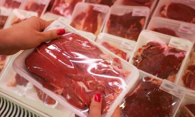 Το κόκκινο υγρό στο συσκευασμένο κρέας δεν είναι αίμα – Δείτε τι είναι…