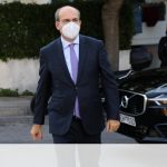 facebookhatzidakis.jpg