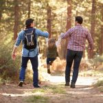 Νομοσχέδιο στην Ουγγαρία απαγορεύει την υιοθεσία σε ομόφυλα ζευγάρια
