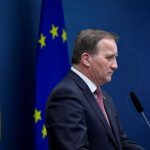 Σουηδία: Για πρώτη φορά συνιστάται η χρήση μάσκας στα ΜΜΜ