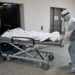 «Σαρώνει» ο κορωνοϊός στη Ρωσία: Πάνω από 3 εκατ. τα