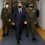 Επίσκεψη-Παναγιωτόπουλου-στα-Στρατιωτικά-Νοσοκομεία.jpg