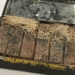 Σοκολάτα 120 ετών βρέθηκε στα προσωπικά αντικείμενα Αυστραλού ποιητή