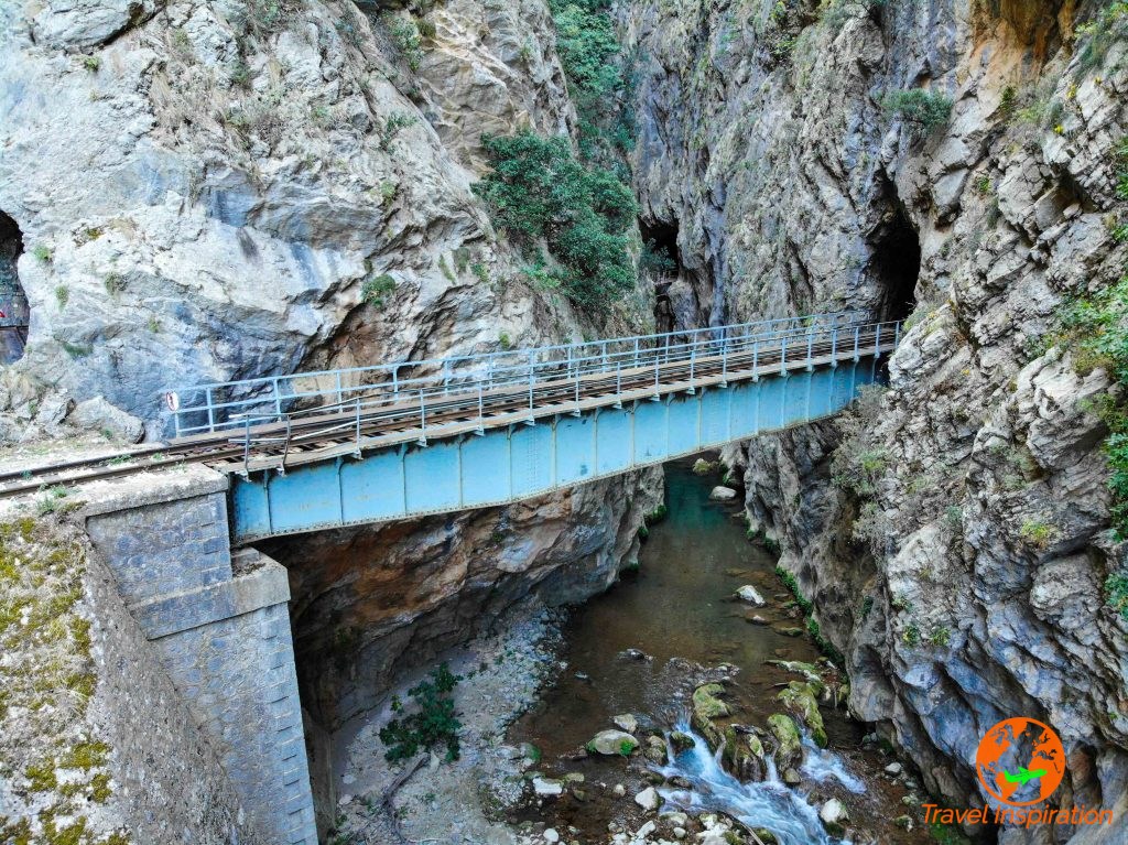 1668789375 652 Ζαχλωρού ένα διαμάντι στις ράγες του Οδοντωτού