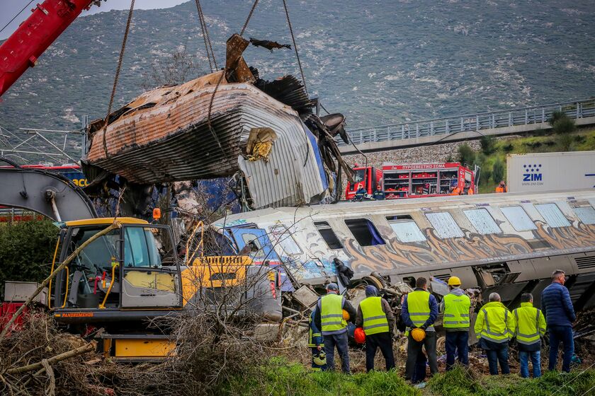 Σύγκρουση τρένων στα Τέμπη