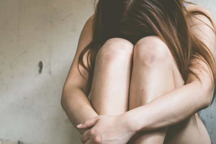 Σοκάρει η κατάθεση της 14χρονης που έπεσε θύμα βιασμού από 43χρονο ναυτικό