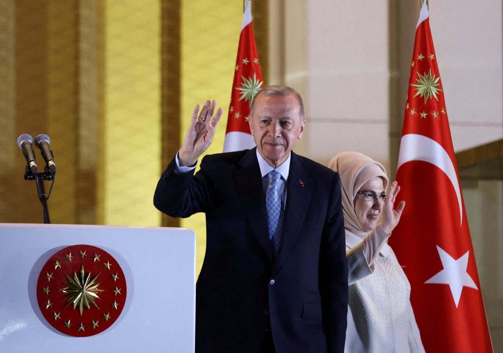 Εκλογές στην Τουρκία: Νικητής ο Ερντογάν με ποσοστό 52,1% έναντι 47,9% του Κιλιτσντάρογλου
