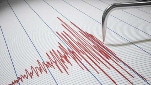 4,9 ρίχτερ στα Δαρδανέλια: Φόβοι για προάγγελο νέου σεισμού στην Κωνσταντινούπολη