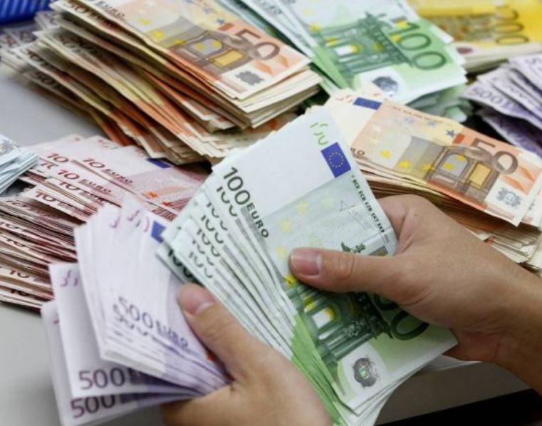 Εφορία: Φέσια άνω του 1 δισ. ευρώ τον Φεβρουάριο – Τα στοιχεία για το πρώτο τρίμηνο του 2024