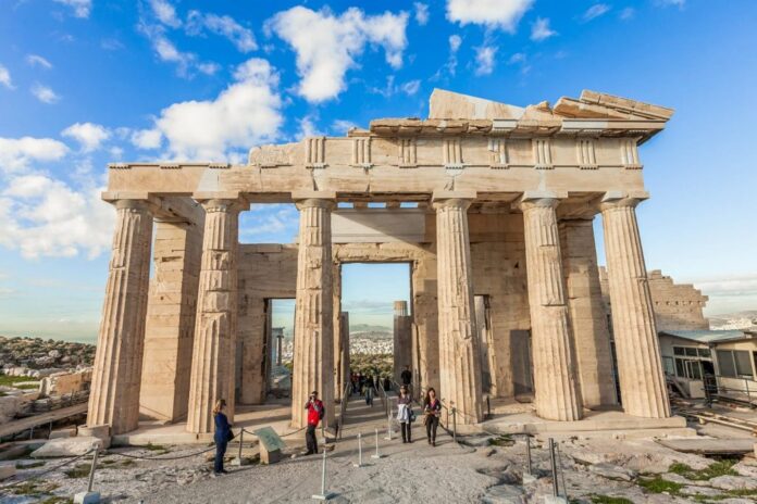 Propylaea Acropolis 1024x683 1.jpg