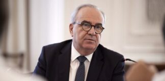 Nikos Papathanasis 2 1.jpg