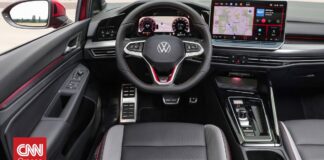 5f7a4b97 VW GOLF INTERIOR og.jpg