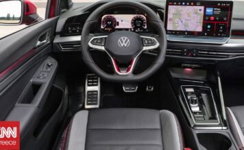 5f7a4b97 VW GOLF INTERIOR og.jpg