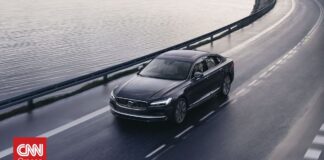 1802f3af VOLVO S90 og.jpg