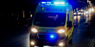 ambulance night m2.jpg