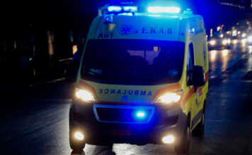 ambulance night m2.jpg