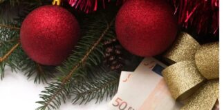 Dwro Xristougennwn 1.jpg