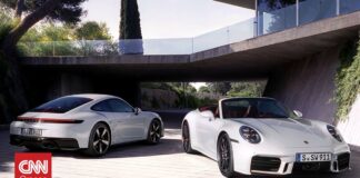 09d01380 2025 Porsche 911 Carrera S 3 og.jpg