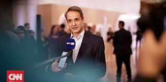 1ff637a0 24 12 11 0028 DPC7215 og.jpg