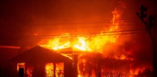 2025 01 09T090954Z 371166717 RC255CAN4DE0 RTRMADP 5 MUNICH RE NATCAT 2 1200x807 1 1024x689.jpg