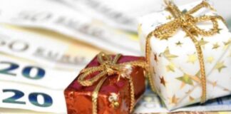 Dwro Xristougennwn 1.jpg