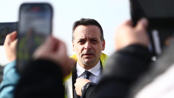 6454057 scaled e1738572223355.jpg