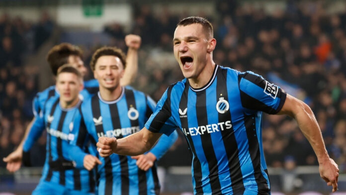 AP25043656268617 1.jpg