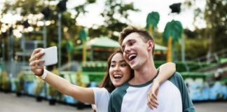 social media sxeseis 500x334.jpg