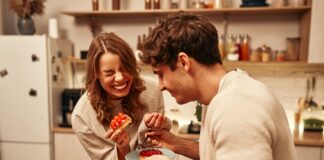 xioumor kleidi sxesi.jpg