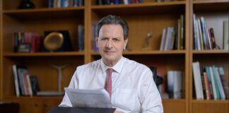 Θ. ΣΚΥΛΑΚΑΚΗΣ 3.jpg