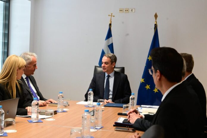 6514408 1024x683.jpg