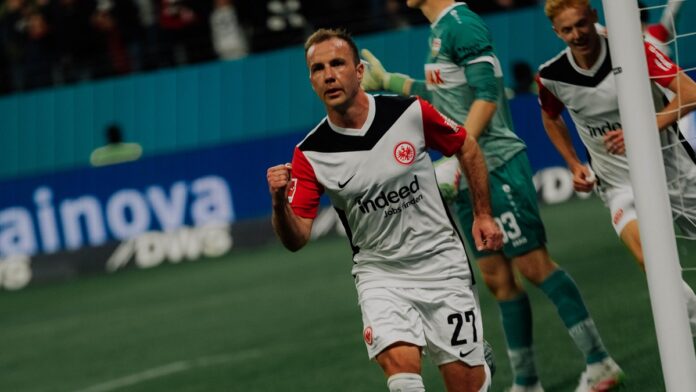 @Eintracht X.jpg @Eintracht X.jpg