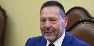 Giannis Stournaras 1 2.jpg