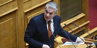 kiriazidis intime 114435.jpg