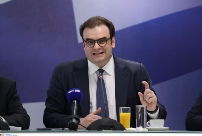 Kyriakos Pierrakakis 3 2.jpg