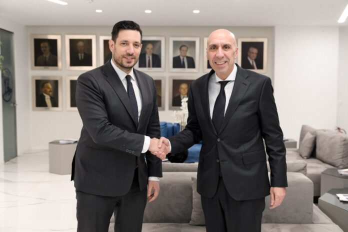 bratakos kyranakis 1.jpg