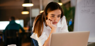 dikaioma aposindesi ergasia online.jpg