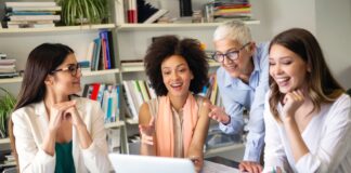 epainos paragogikothta douleia.jpg