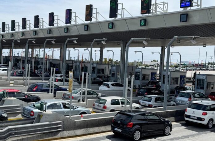 kinisi neo 21 4 1200x786 1 1024x671.jpg