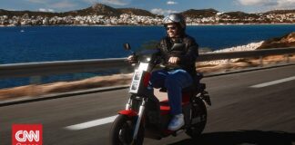 3316f1bc EKOSHIFT PETROS PETROPOULOS NOOS 1 og.jpg