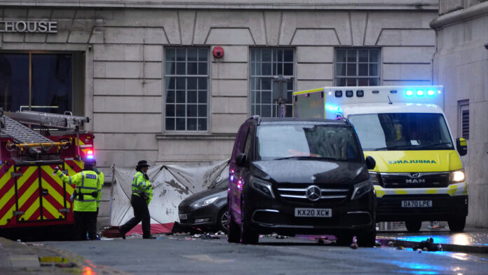 AP25146670849528 1.jpg