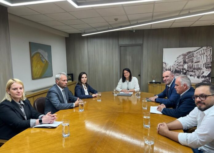 Niki Keramews 1 2.jpg