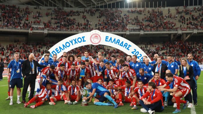 OLYMPIACOS FINAL CUP.jpg