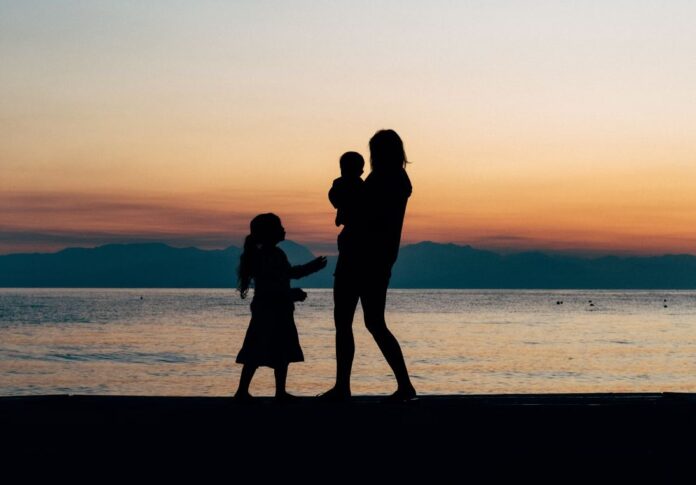 epidoma paidioy 1.jpg