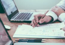 Επιχειρήσεις: Υποχρεωτικά ηλεκτρονικά τα τιμολόγια από τις 2 Φεβρουαρίου – Ο τρόπος εφαρμογής και τα κίνητρα epixeiriseis 2 1.jpg