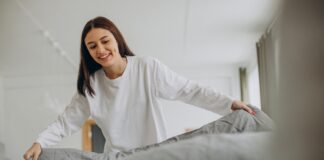 strosimo krebatiou proini ierotelestia.jpg