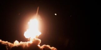 2025 06 15T170926Z 786083626 RC243FA6B82Q RTRMADP 5 GLOBAL MARKETS INVESTORS 1200x793 1 1024x677.jpg