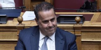 Stauros Papastaurou 1.jpg