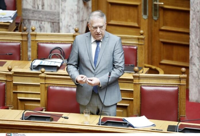 Takis Theodwrikakos 1.jpg