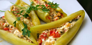 gemistes piperies.jpg